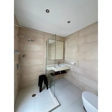 Infinity Exclusive Apartment Tias