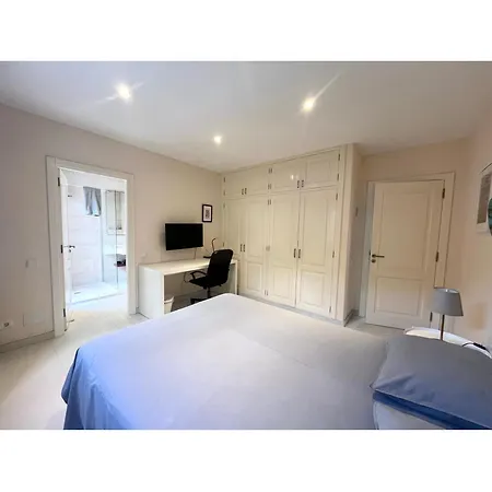 Infinity Exclusive Tías