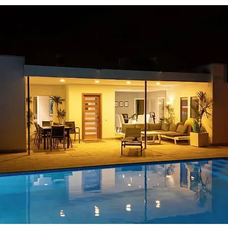 Infinity Exclusive Apartment Tías