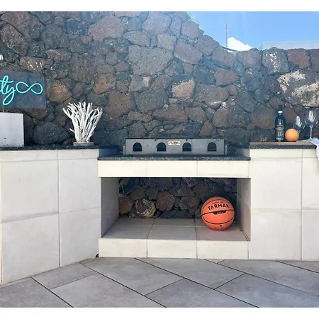 Infinity Exclusive Tías