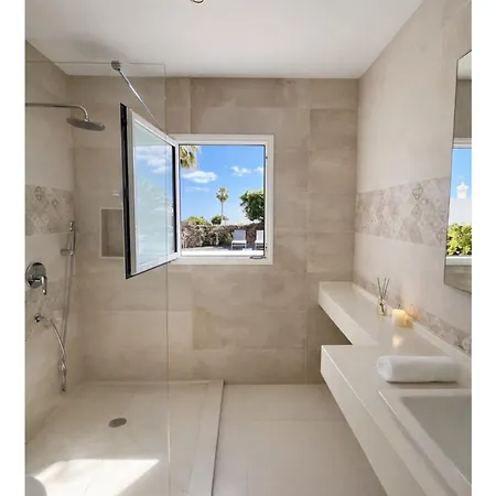 Villa Infinity Exclusive Tias