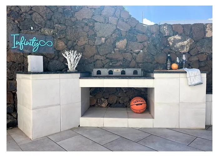 Infinity Exclusive Tías